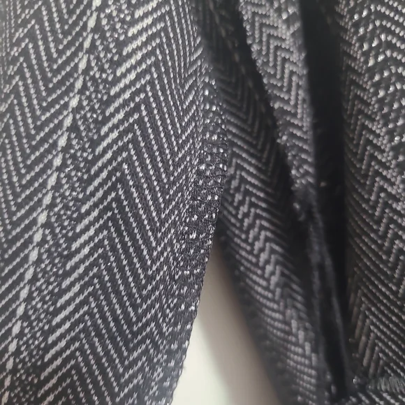 Jacket - Picture 4 of 10